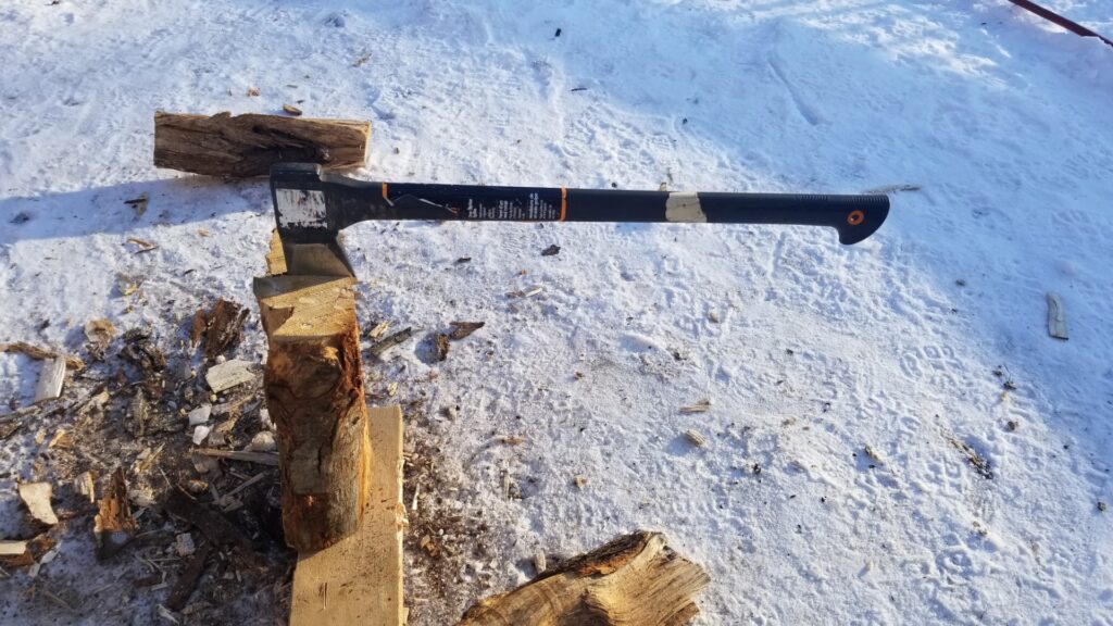 An axe splitting beechwood